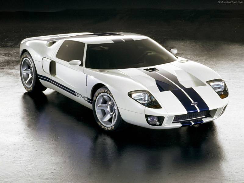 Ford GT Body Panels – Low Volume, High Specification Molding